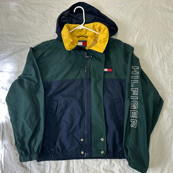 Vintage Tommy Hilfiger M 90s Hooded Jacket Sailing Windbreaker Coat - Picture 2 of 9